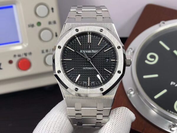 ZF Audemars Piguet Royal Oak 15400 Black Dial Clone 3120 Movement with Original AP Box