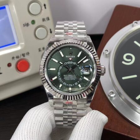 ZF Rolex Sky-Dweller 904L Stainless Steel Case Green Dial Clone 2824 with Original Rolex Box