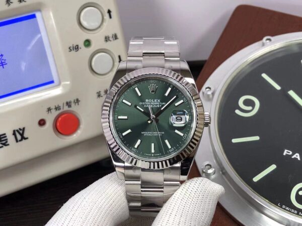 Clean Factory Rolex Datejust II 904L Stainless Steel Case Green Dial SH3235 Movement with Original Rolex Box