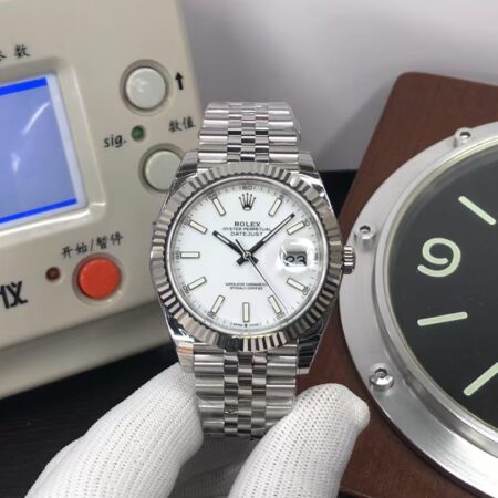CF Rolex Datejust II 41mm m126334-0010 White Dial Jubilee Bracelet with Original Rolex Box