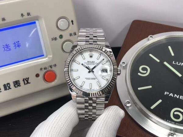 CF Rolex Datejust II 41mm m126334-0010 White Dial Jubilee Bracelet with Original Rolex Box