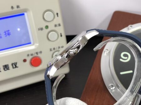 Patek Philippe Aquanaut 5168G Clone 330 Movement Blue Dial Blue Rubber Band - Image 7