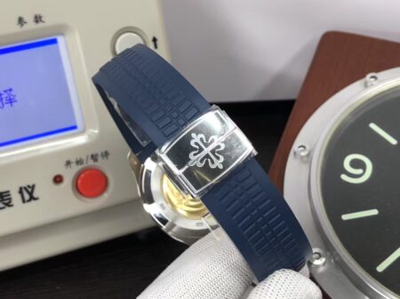 Patek Philippe Aquanaut 5168G Clone 330 Movement Blue Dial Blue Rubber Band - Image 9
