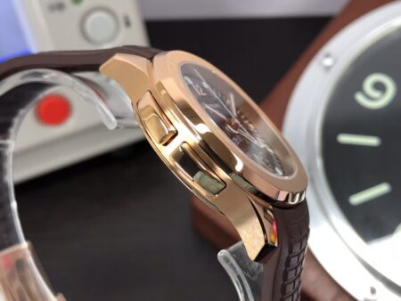 Patek Philippe Aquanaut 5164R Rose Gold Case Brown Dial Brown Rubber Strap - Image 6