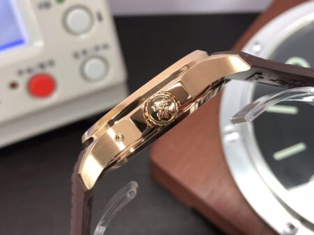 Patek Philippe Aquanaut 5164R Rose Gold Case Brown Dial Brown Rubber Strap - Image 7
