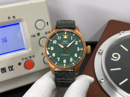 IWC Big Pilot IW329702 Replica