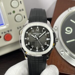 Swiss Geneve Replica Patek Philippe Aquanaut 5167 Grey Dial Super Clone 330 Movement with Black Rubber Band