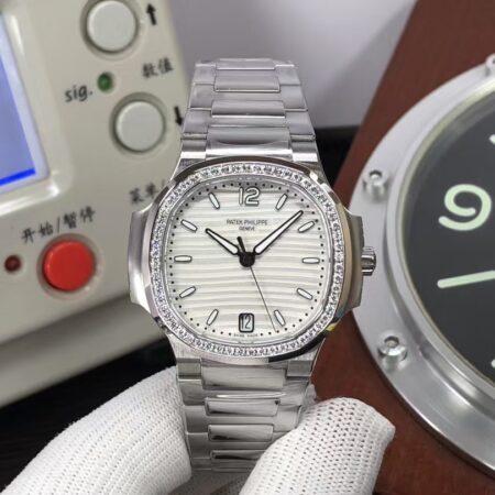 Patek Philippe Nautilus Lady 7118 35mm Clone 324 Movement Diamond Bezel White Dial
