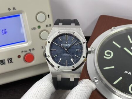 Replica Audemars Piguet 15400 Blue Rubber
