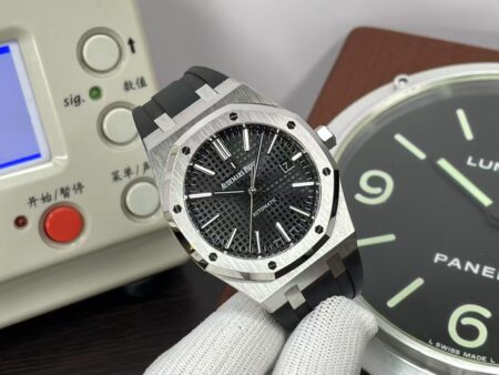 APSF Audemars Piguet Royal Oak 15400 Black Dial Black Rubber Band with Super 3120 Movement - Image 2