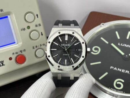 Replica Audemars Piguet 15400 Rubber