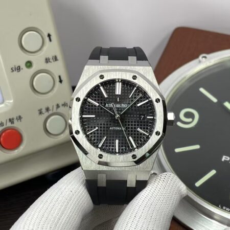 Replica Audemars Piguet 15400 Rubber