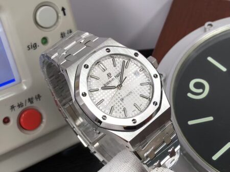 APSF Audemars Piguet Royal Oak 37mm 15450 White Dial with Super 3120 Movement - Image 4