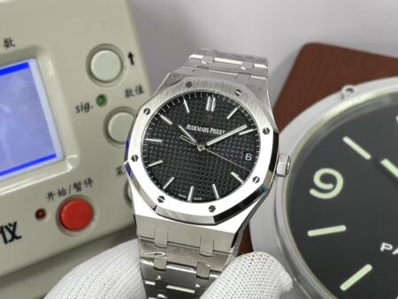 APSF Audemars Piguet Royal Oak 15500 Black Dial with Super Clone 4302 Movement - Image 5