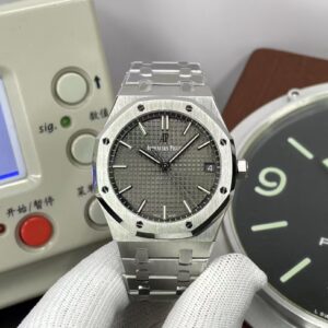 Replica Audemars Piguet 15500 Gray