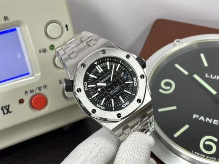 APSF Audemars Piguet Royal Oak Offshore Diver 15703 Black Dial Steel Bracelet with Super 3120 Movement - Image 2