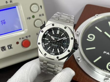 APSF Audemars Piguet Royal Oak Offshore Diver 15710 Black Dial Steel Bracelet with Super 3120 Movement - Image 3