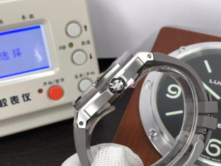 APSF Audemars Piguet Royal Oak Offshore Diver 15720 Gray Dial with Super 4308 Movement - Image 7