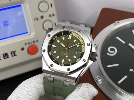 APSF Audemars Piguet Royal Oak Offshore Diver 15720 Green Dial with Super 4308 Movement - Image 5