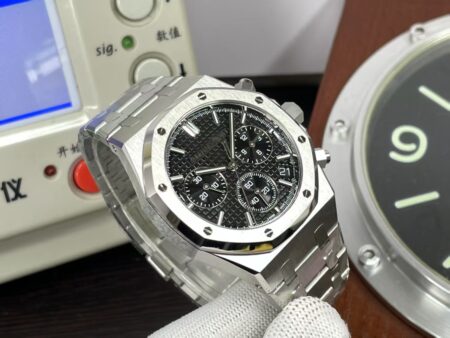 Swiss Replica Audemars Piguet Royal Oak Chronograph 26240 Black Dial with Super Clone 4401 Movement - Image 5