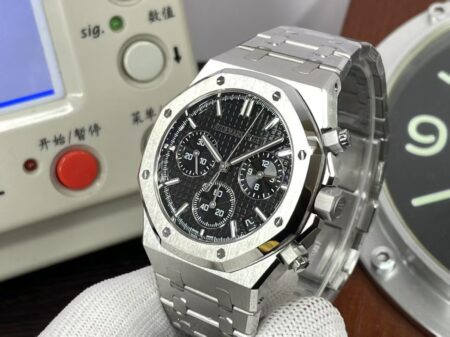Swiss Replica Audemars Piguet Royal Oak Chronograph 26240 Black Dial with Super Clone 4401 Movement - Image 7