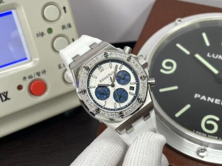 RXWF Audemars Piguet Royal Oak Lady Quartz 37mm with White Rubber Band - Image 2