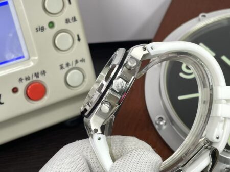 RXWF Audemars Piguet Royal Oak Lady Quartz 37mm with White Rubber Band - Image 7