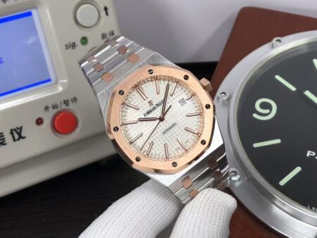 Audemars Piguet Royal Oak 15400 Two Tone Rose Gold Case White Dial with Clone 3120 Movement - Image 2