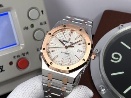 Audemars Piguet Royal Oak 15400 Two Tone Rose Gold Case White Dial with Clone 3120 Movement - Image 5