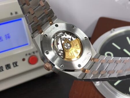 Audemars Piguet Royal Oak 15400 Two Tone Rose Gold Case White Dial with Clone 3120 Movement - Image 8