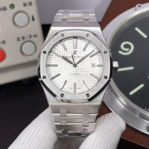 Replica Audemars Piguet Royal Oak 15400 White