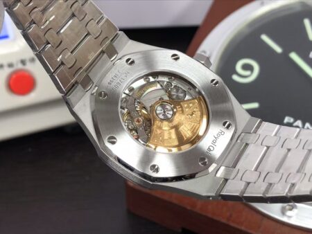 Perfect Replica Audemars Piguet Royal Oak 15400 White Dial with Super Clone 3120 Movement - Image 8