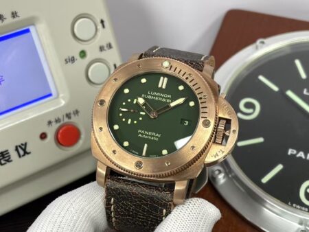 Premium Replica Panerai PAM 382 Bronzo Submersible Green Dial with Super Clone P.9000 Movement - Image 5