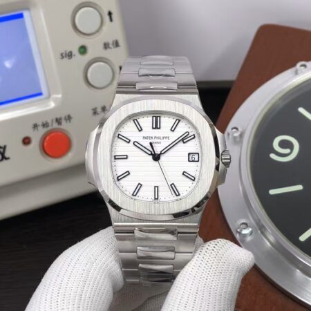 Replica Patek Philippe Nautilus 5711 White Dial Super Clone 330 Movement with Original Box