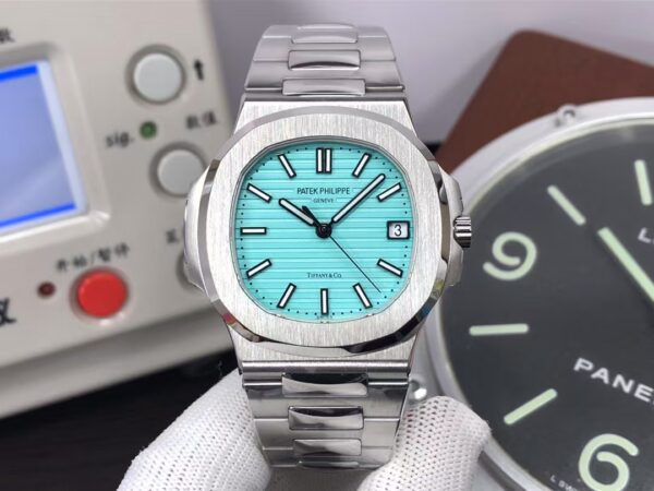 Patek Philippe Nautilus 5711 Super Clone 324 Movement Tiffany Blue Dial with Original Box