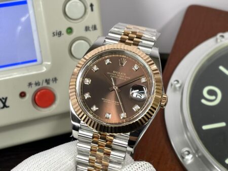 Rolex Datejust II 41mm Rose Gold Case Brown Dial Diamond Markers with Jubilee Bracelet - Image 4
