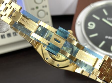 Audemars Piguet Royal Oak 37mm 15450 Yellow Gold Case Blue Dial with Super 3120 Movement - Image 9