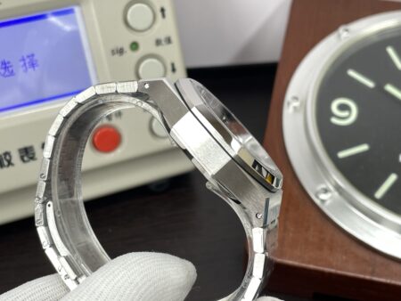 Audemars Piguet Royal Oak Chrono 26240 Stainless Steel Case Green Dial with Super Clone 4401 Movement - Image 8