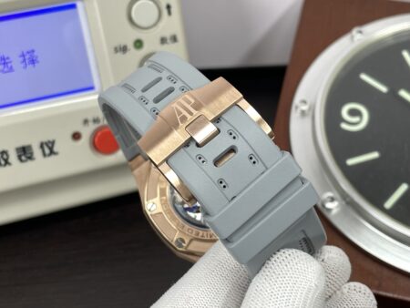 Audemars Piguet Royal Oak Offshore LeBron James Cermet Bezel Clone 3126 Movement with Grey Rubber Strap - Image 9