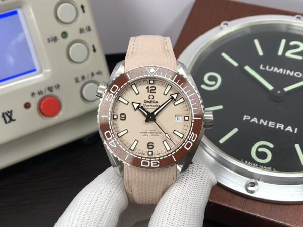 Omega Planet Ocean Bronze Ceramic Bezel Beige Dial with Super Clone 8900 Movement