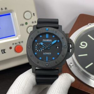 Swiss Replica Panerai Submersible Carbotech PAM 1616 Super Clone P.9000 Movement Black Rubber Band