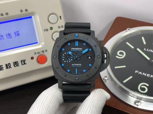 Swiss Replica Panerai Submersible Carbotech PAM 1616 Super Clone P.9000 Movement Black Rubber Band