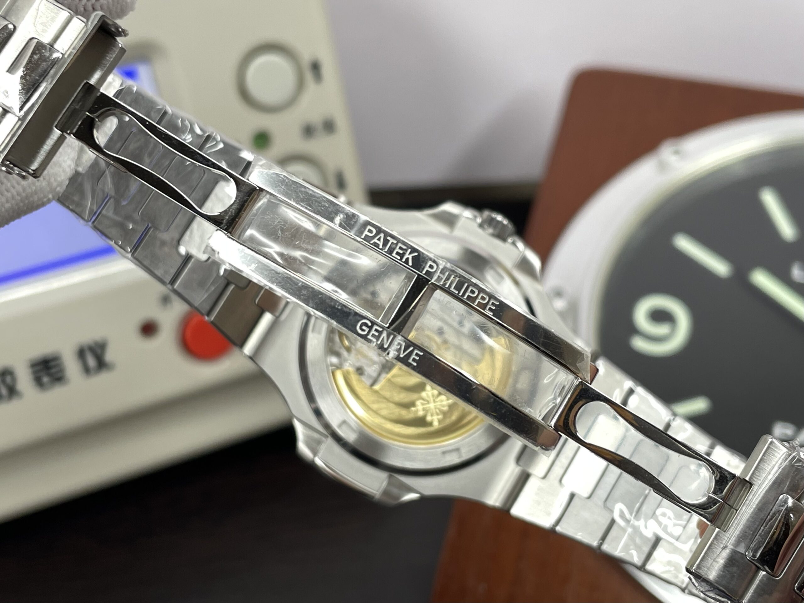 Patek Philippe Nautilus 5711 Stainless Steel Case Green Dial Super Clone 330 Movement - Image 13
