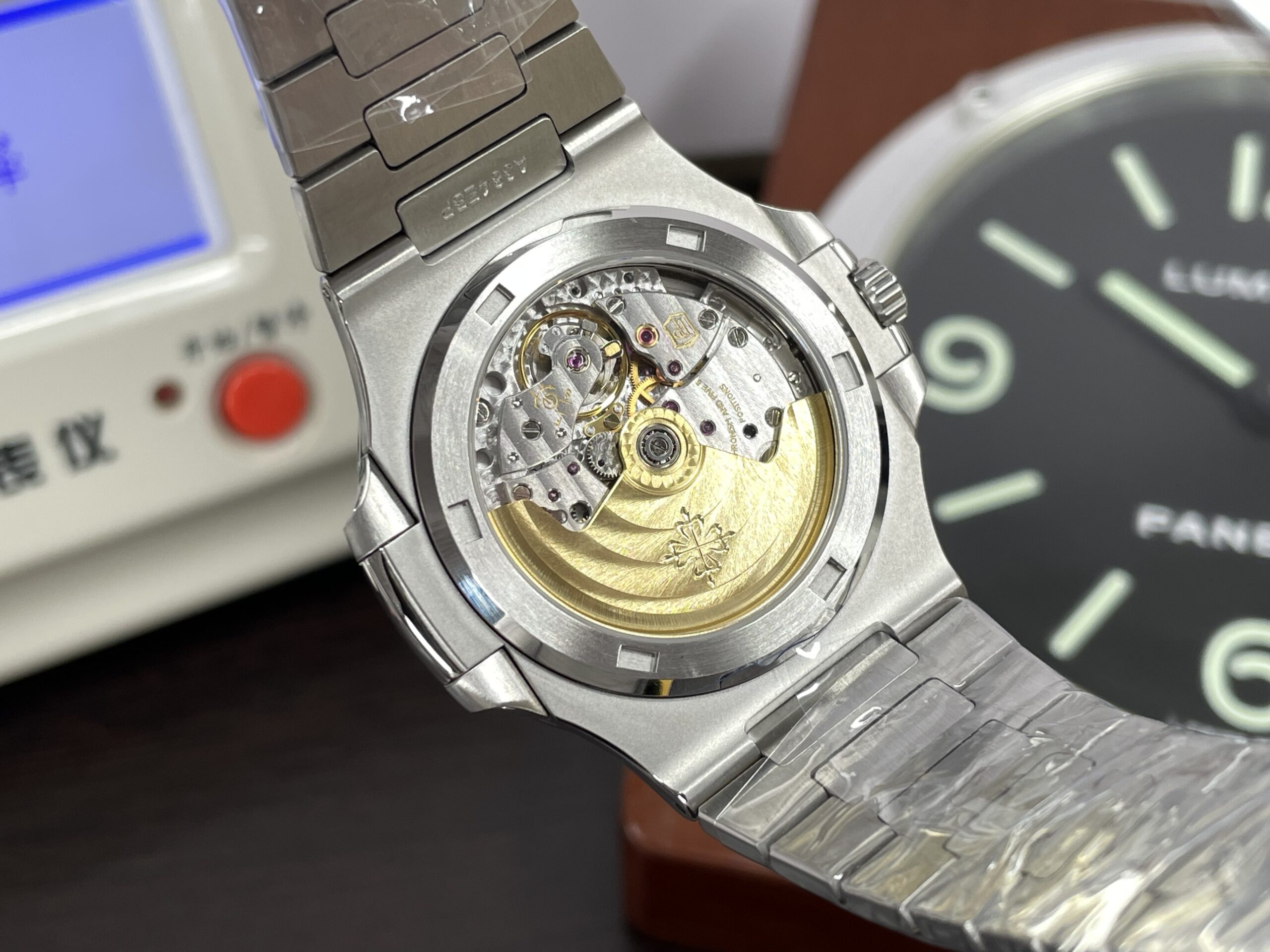 Patek Philippe Nautilus 5711 Stainless Steel Case Green Dial Super Clone 330 Movement - Image 10