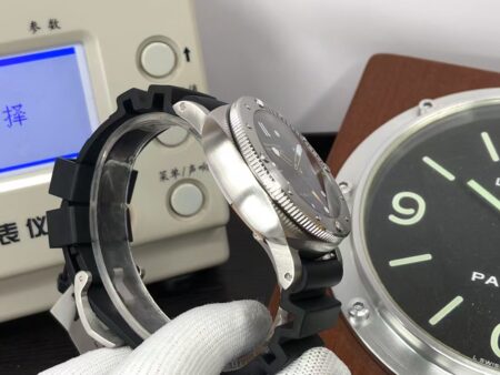 Panerai Submersible PAM 1323 Stainless Steel Case Grey Dial Super Clone P.900 Movement - Image 6