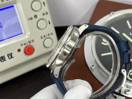 Panerai Submersible Mike Horn PAM 985 Titanium Case Super Clone P.9010 Movement Black Dial Blue Leather Strap - Image 7
