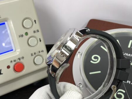 Panerai Luminor Due Luna Rossa PAM 1342 Clone P.6000 Movement White Dial Black Rubber Strap - Image 7