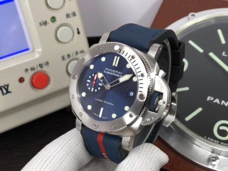 Panerai Submersible Luna Rossa PAM 1391 44mm Super Clone P.900 Movement Blue Dial Blue Rubber Strap - Image 5