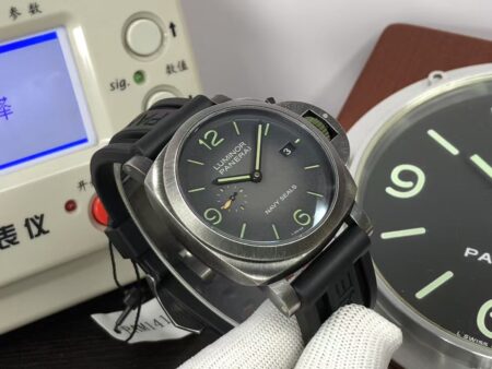 Panerai PAM 1412 Luminor Marina Navy Seals 44mm Super Clone P.9010 Movement Grey Dial Rubber Band - Image 4