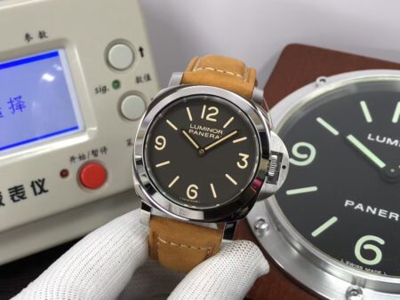 Panerai Luminor Marina Base PAM 390 ETA 6497-2 Hand Winding Movement Black Dial Brown Leather Strap - Image 3